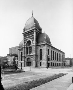 Sinai Congregation, Chicago, Illinois, USA, ca 1900 (s/v foto) av Barnes and Crosby
