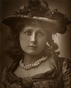 Brittiska skådespelerskan Helen Forsyth i Sophia, 1886