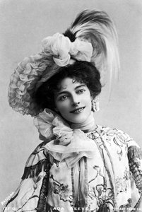 Ada Reeve 1873-1966, engelsk skådespelerska, 1903.