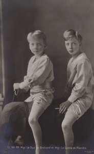 Duc De Brabant, Greven av Flandern, på leksakselefant av Belgian Photographer
