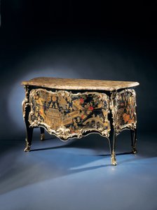 En Ludvig XV-kommod, 1710-65