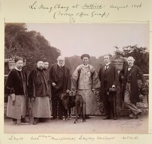 Li Hung Chang på Hatfield (Foreign Office Group), augusti 1896 (s/v foto) av British Photographer