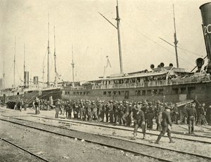 13:e infanteriet efter övning, spansk-amerikanska kriget, juni 1898, 1899. av Burr McIntosh