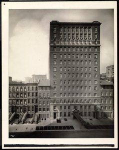 Hotel La Salle, 30 East 60th Street, New York, 1920 (silvergelatintryck) av Byron Company