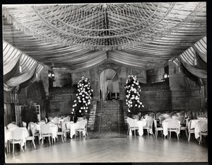 Receptionsrummet på Ritz-Carlton Hotel, 1915 eller 1916 (silvergelatintryck)