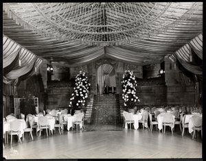 Receptionsrum på Ritz-Carlton Hotel, 1915 eller 1916 (silvergelatintryck)