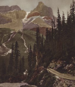 Cathedral Peak, Alt 10 454 fot (färgfoto)