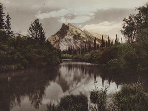Mount Rundle, Banff, Alt 9 665 fot (färgfoto)