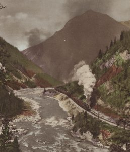The Kicking Horse Canyon (färgfoto)