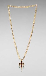 Kedja med hängkors, 500-tal (guld, glas, pärla, granat och safir) av Byzantine School