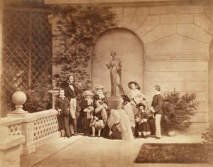 Porträtt av kungafamiljen i Osborne House, 1857 (sepiafoto) (se 195000)