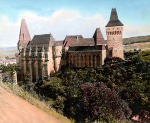 Rumänien, Transsylvanien, slottet Hunyad (även känt som slottet Hunyadi, slottet Corvin eller slottet Hunedoara), bilddatum: ca 1920. Carl Simon-arkivet