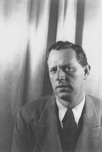 Erskine Caldwell (1903-87) 1938 (gelatin silver print)