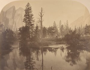 River View Down Valley, Cathedral Rock till vänster, 1861. av Carleton Emmons Watkins