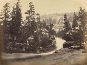 Vattenfall - Nevada Fall - 700 fot, Yosemite av Carleton Watkins