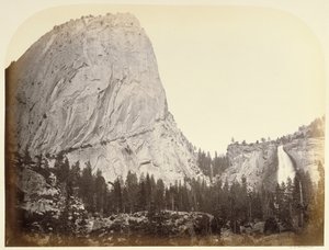 [Mount Broderick - Nevadafallen - Yosemite] av Carleton Watkins