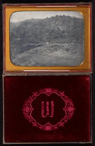 Namnlös (flodens gruvscen) av Carleton Watkins