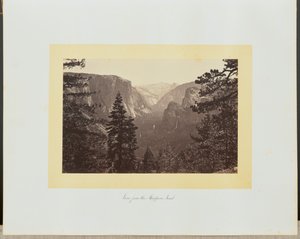 Utsikt från Mariposa-leden av Carleton Watkins