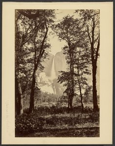 Yosemitefallen, sedda underifrån av Carleton Watkins