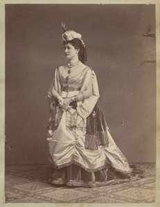 [Porträtt av en kvinna] av Carol Szathmari