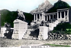 Rhodes Memorial, Devils Peak, Kapstaden, c1920-talet. av Cavenders Ltd
