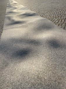Komposition - Arkitektur - Detaljer, 2024 (foto) av Cécile Jamet