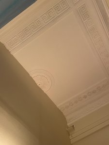 Sammansättning - Tak, 2022 (foto) av Cécile Jamet