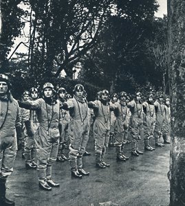 Klädda led, 1941 av Cecil Beaton
