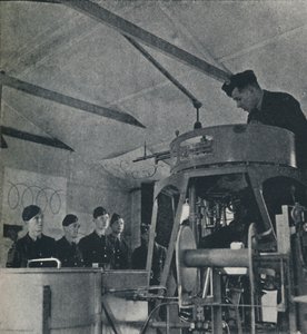 Instruktion för luftskytte, 1941 av Cecil Beaton