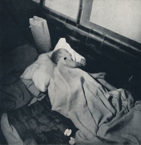 Sovande bebis, 1941