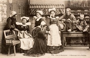Gammalt vykort/bretonsk familj/Bretagne/Frankrike