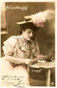 Gammalt vykort/Glöm mig inte/Woman of the Belle Epoque av Augustus Kollner