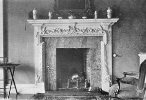En odlad mantel av Charles Latham