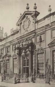 Drayton Park, Northants, the Inner Entrance  av Charles Latham