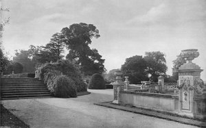 Kväll i Norra trädgården av Charles Latham
