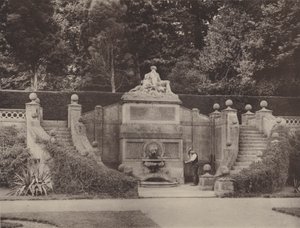 Mural Fountain in the Garden at Bowood, Wilts  av Charles Latham