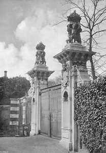 Flower-Pot Gates på Hampton Court av Charles Latham