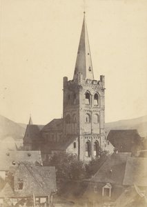 [Baccharah: syn på kyrkan]. av Charles Marville