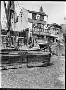 Prospect of Whitby, Wapping Wall, Wapping, Tower Hamlets, Greater London Authority, 1930-talet.