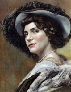 Franska komikern Eve Lavalliere (1866-1929) som Miquette i pjäsen "Miquette et sa mere" av RobertdeFlers foto av Cheri Rousseau från franska tidningen "Le Theatre" 11 december