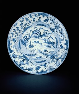 Blått och vitt fat målat med fiskare i en flodscen, Tianqi eller Chongzheng, 1620-30 (porslin) av Chinese School