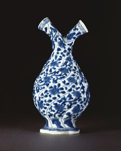 Blå och vit dubbelflaska i europeisk glasform, Kangxiperiod (1662-1722) (porslin)