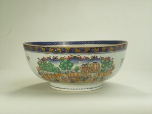 Famille rosenstansskål med oval bladpanel som föreställer Grand Walk, Vauxhall Gardens på 1750-talet, Qianlong Period (1736-95) c.1790 (keramik) (se även 294698) av Chinese School