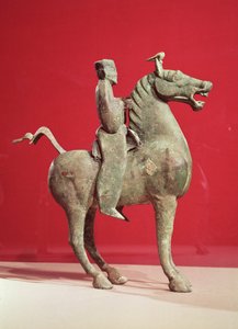 Tagata i luga o solofanua, mai Wu-wei, Kansu, Eastern Han Dynasty (apamemea)swed