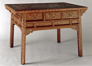 Palatsbord, Mingdynastin, Hsuan Te-perioden (1426-35) (ristad röd lack på trä)