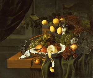 En skalad citron, apelsiner och vindruvor i en skål (olja)