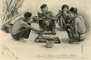 Kinesiska besättningsmedlemmar äter ombord på "Knivsberg", 1898. av Christian Wilhelm Allers