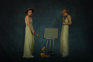 Eleganta kvinnor och solrosor av Christine von Diepenbroek