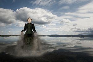 Den eteriska kvinnan – Still Water av Christine von Diepenbroek