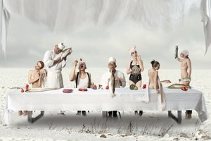 En surrealistisk middagsfest av Christine von Diepenbroek